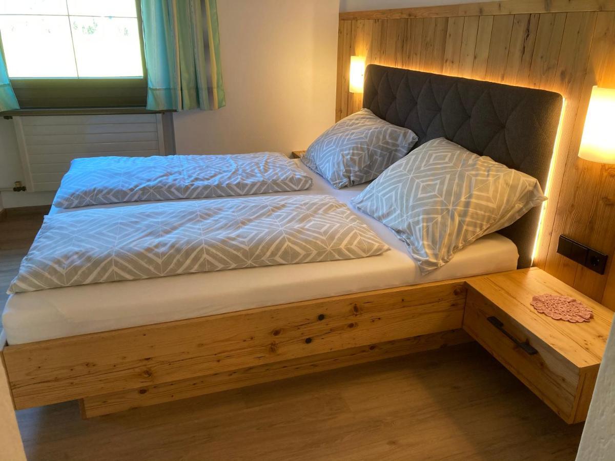 Ferienwohnung Kroell Цел ам Цилер Екстериор снимка