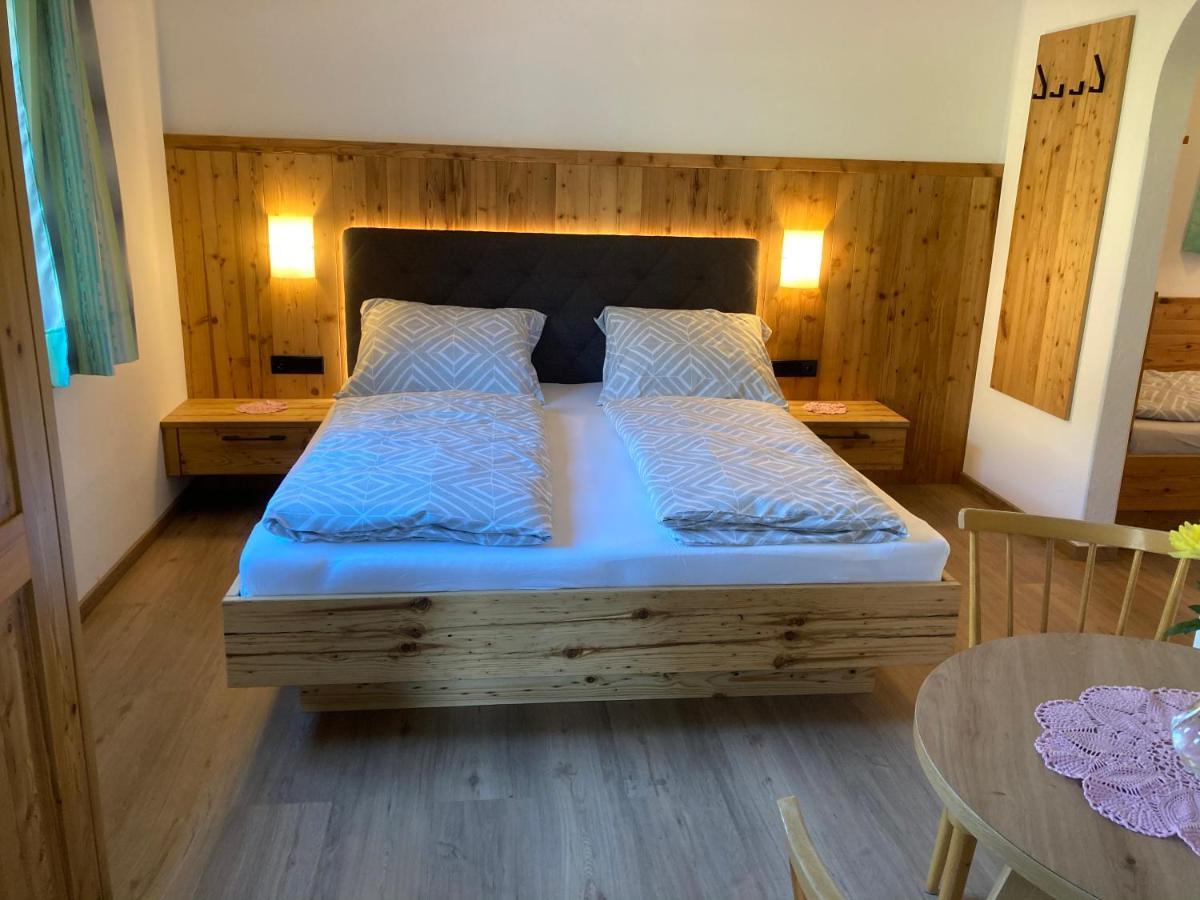 Ferienwohnung Kroell Цел ам Цилер Екстериор снимка