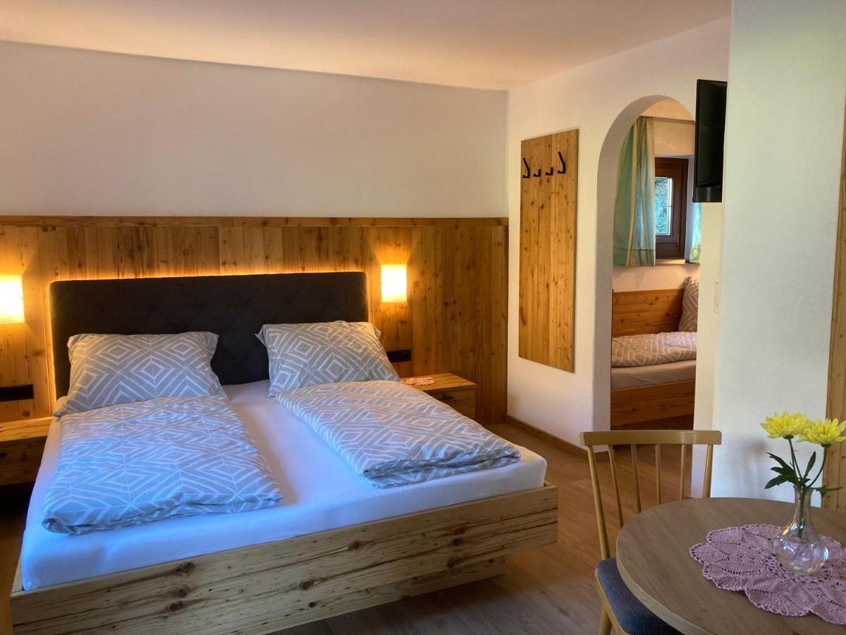 Ferienwohnung Kroell Цел ам Цилер Екстериор снимка