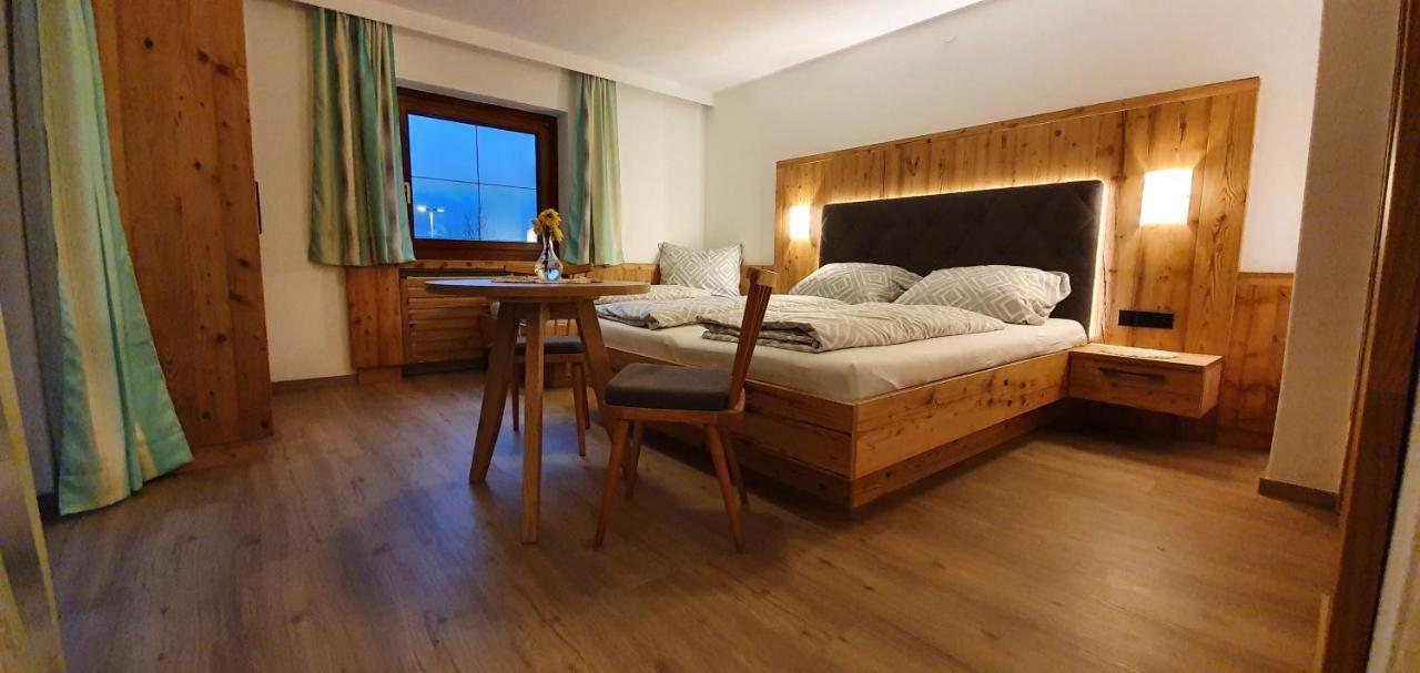 Ferienwohnung Kroell Цел ам Цилер Екстериор снимка
