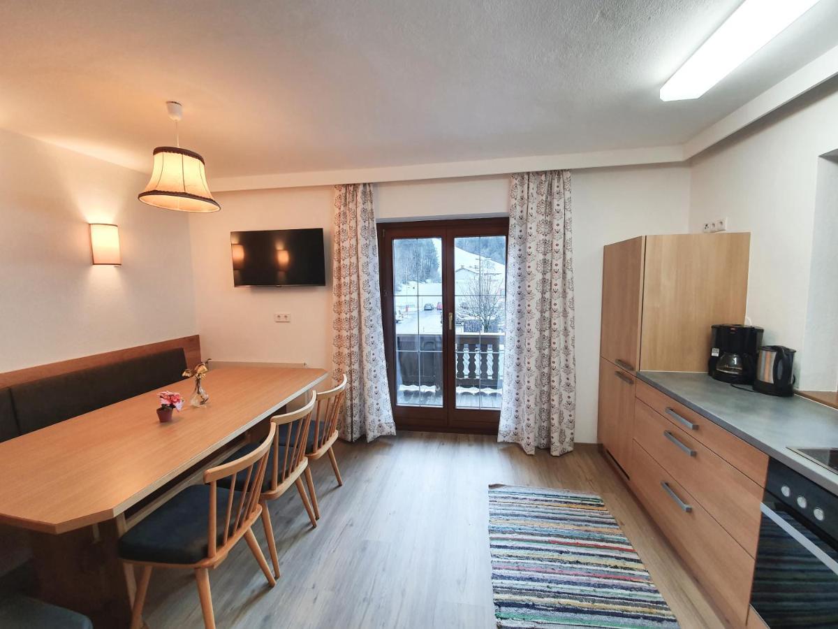 Ferienwohnung Kroell Цел ам Цилер Екстериор снимка